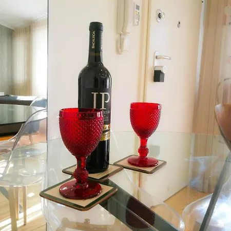 Beautiful & Unique Alfama Flat *