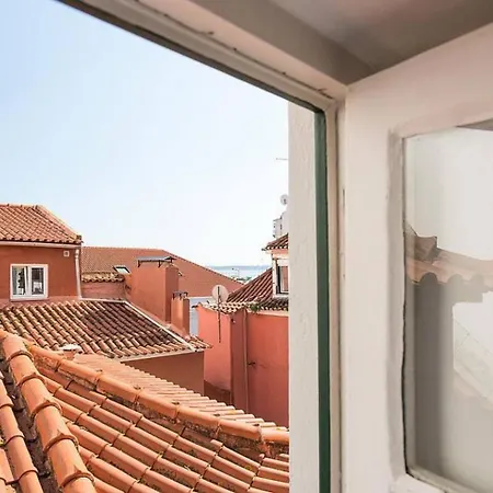Beautiful & Unique Alfama Flat Apartament *