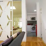 Beautiful & Unique Alfama Flat Appartamento Lisbona