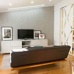 Beautiful & Unique Alfama Flat *